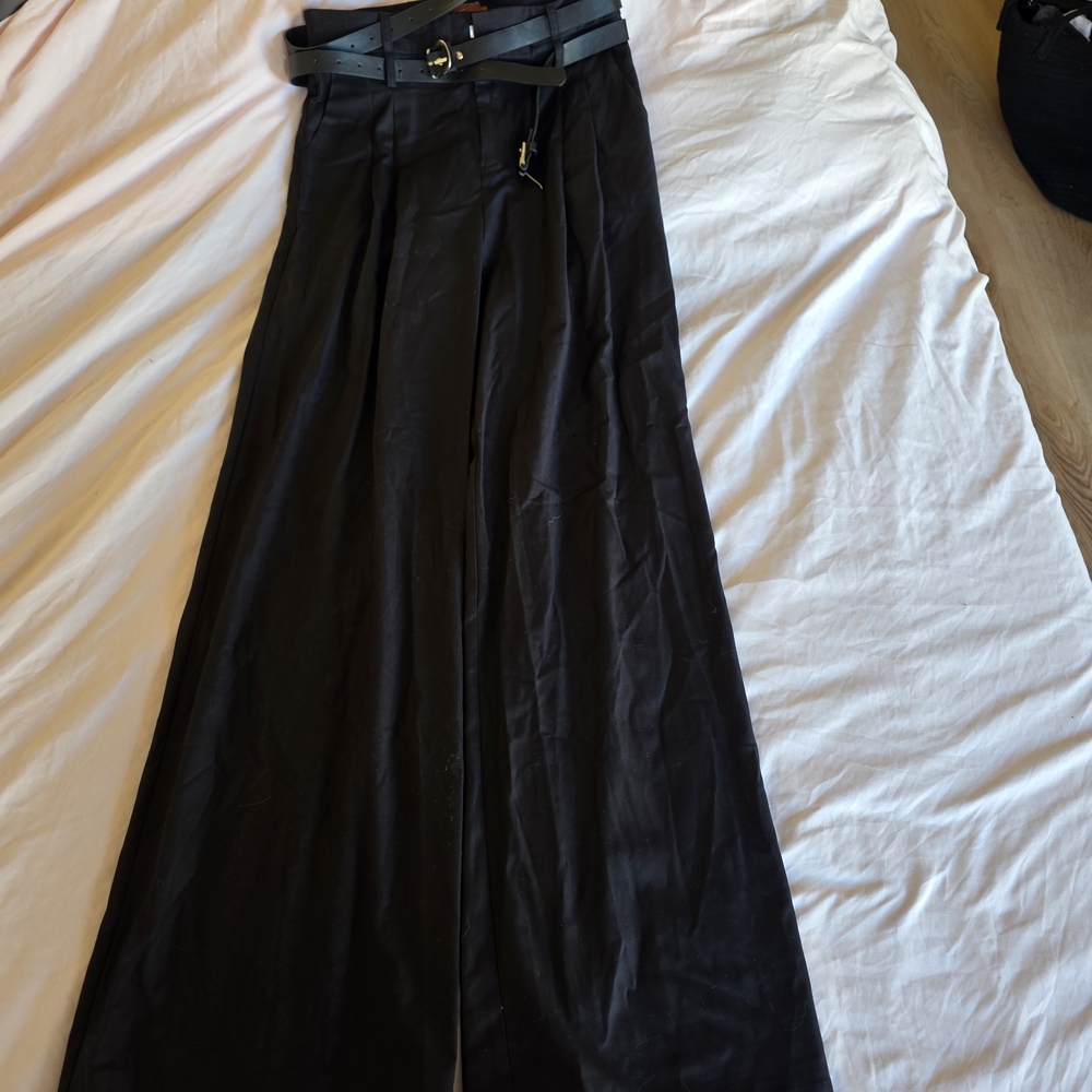 Elegant Black Women's Pantsuit